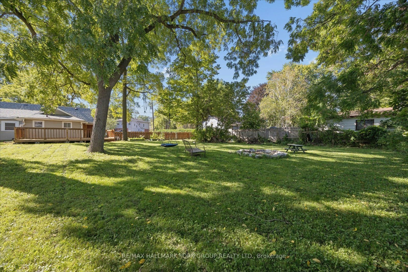 28 St James Street, Georgina, ON, L0E 1R0 - 35
