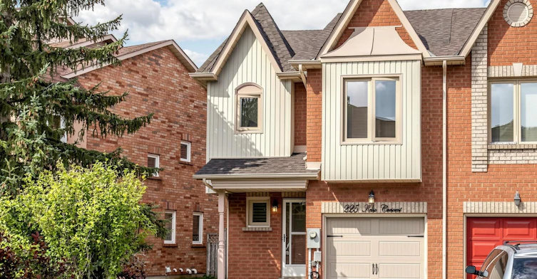 225 Kelso Crescent, Vaughan, ON, L6A 2E1