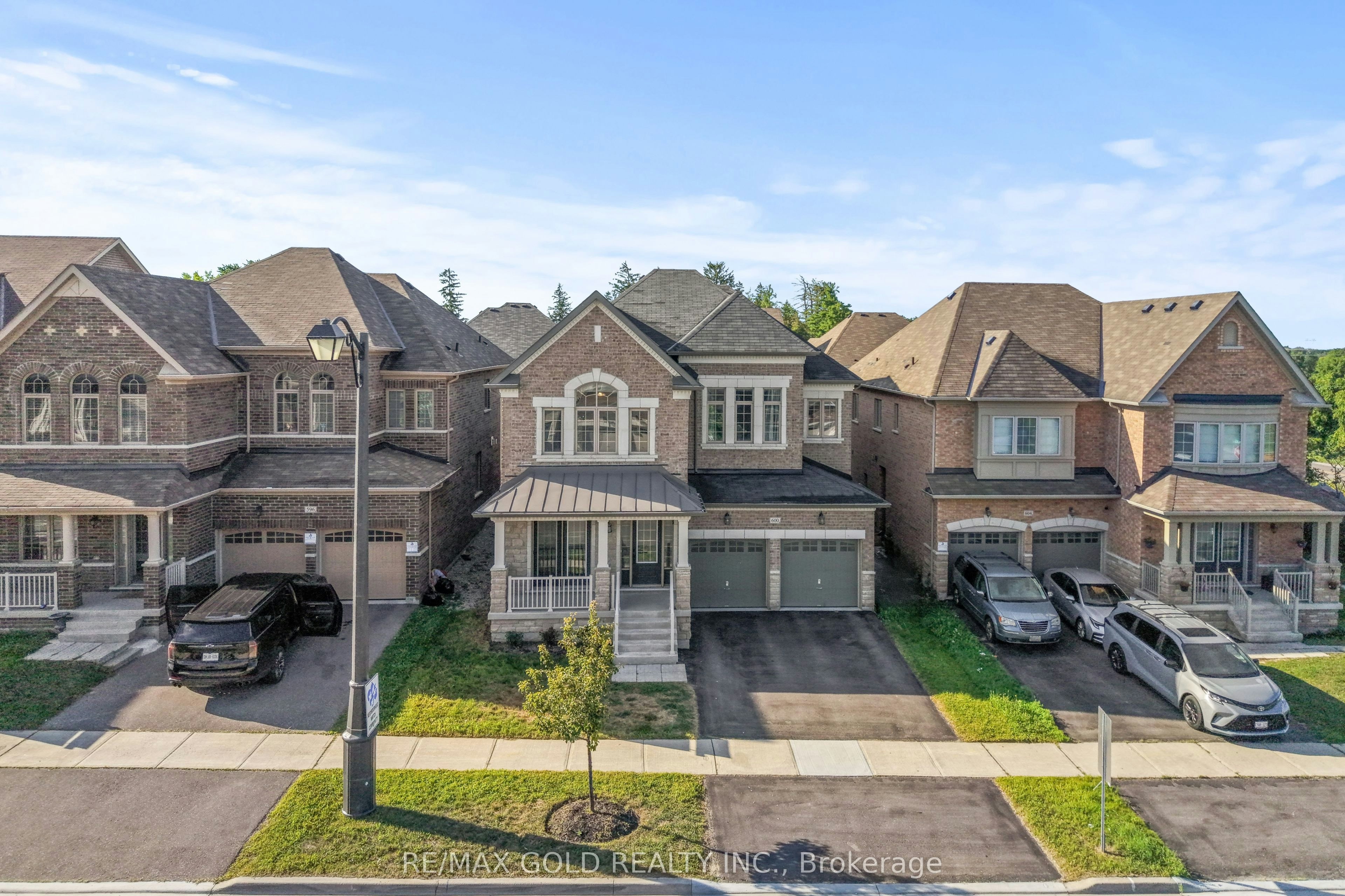 600 Mactier Drive, Vaughan, ON, L4H 4T9