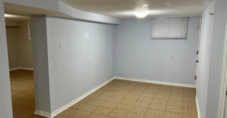 Lower-205 Simcoe Road, Bradford West Gwillimbury, ON, L3Z 1Y5 - 16