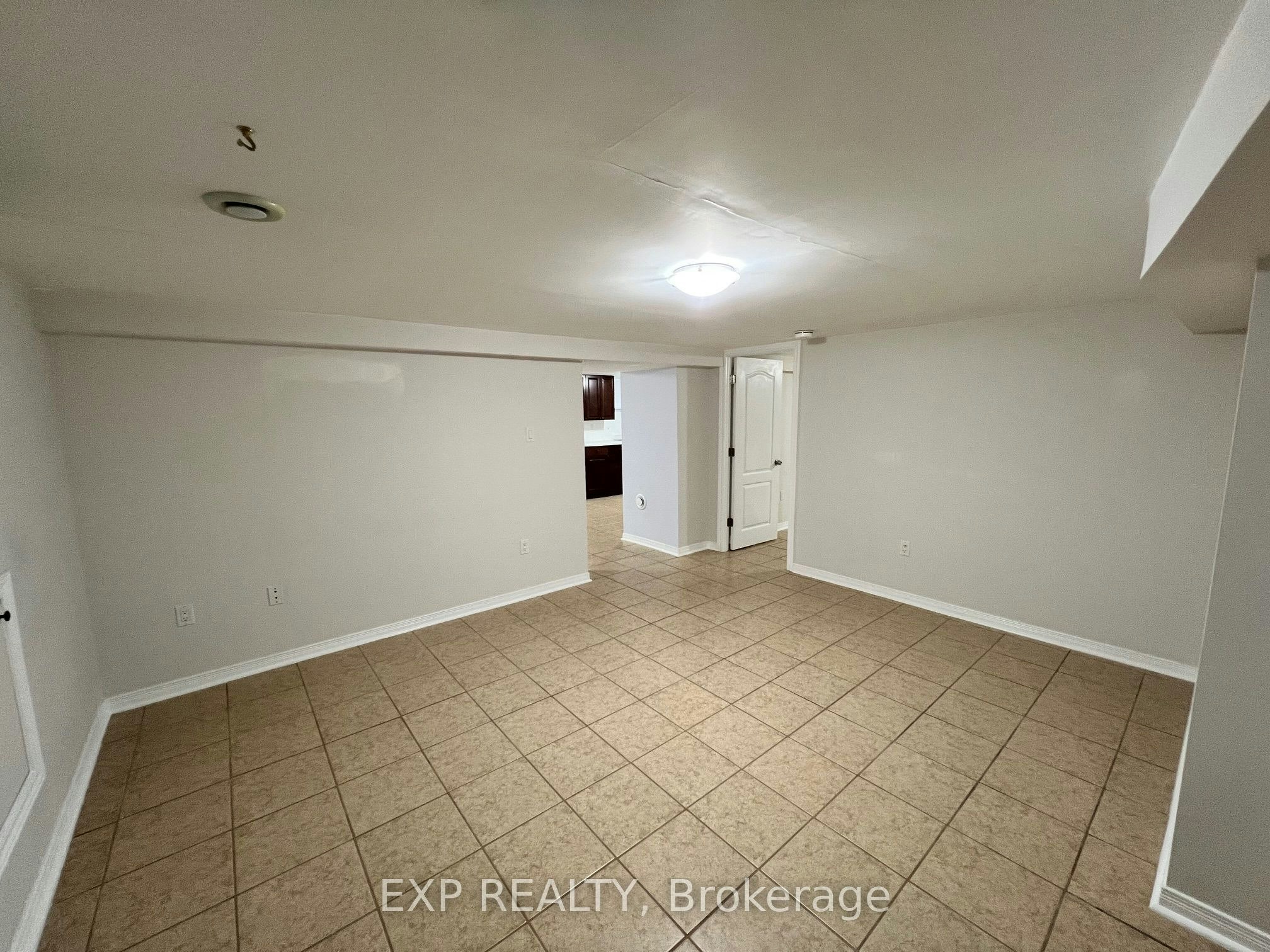 Lower-205 Simcoe Road, Bradford West Gwillimbury, ON, L3Z 1Y5 - 13