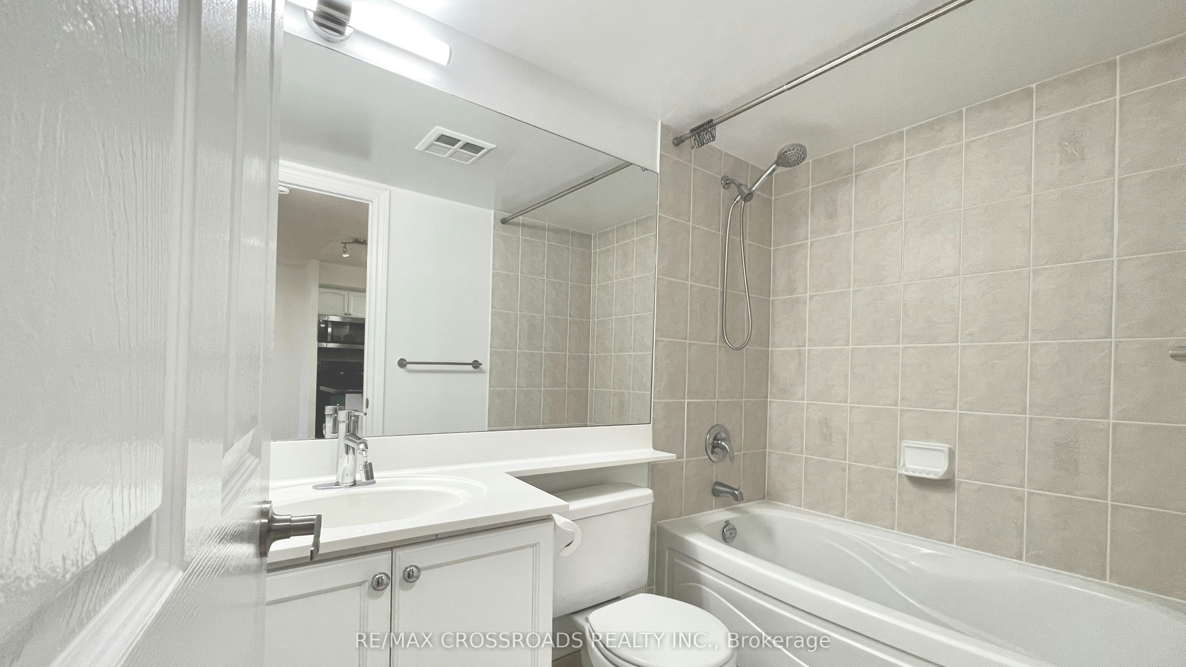 607-33 Cox Boulevard, Markham, ON, L3R 8A6 - 8