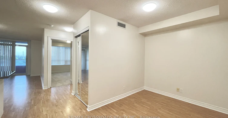 607-33 Cox Boulevard, Markham, ON, L3R 8A6
