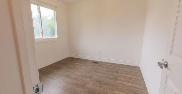 Main-388 Becker Road, Richmond Hill, ON, L4C 2S2 - 12