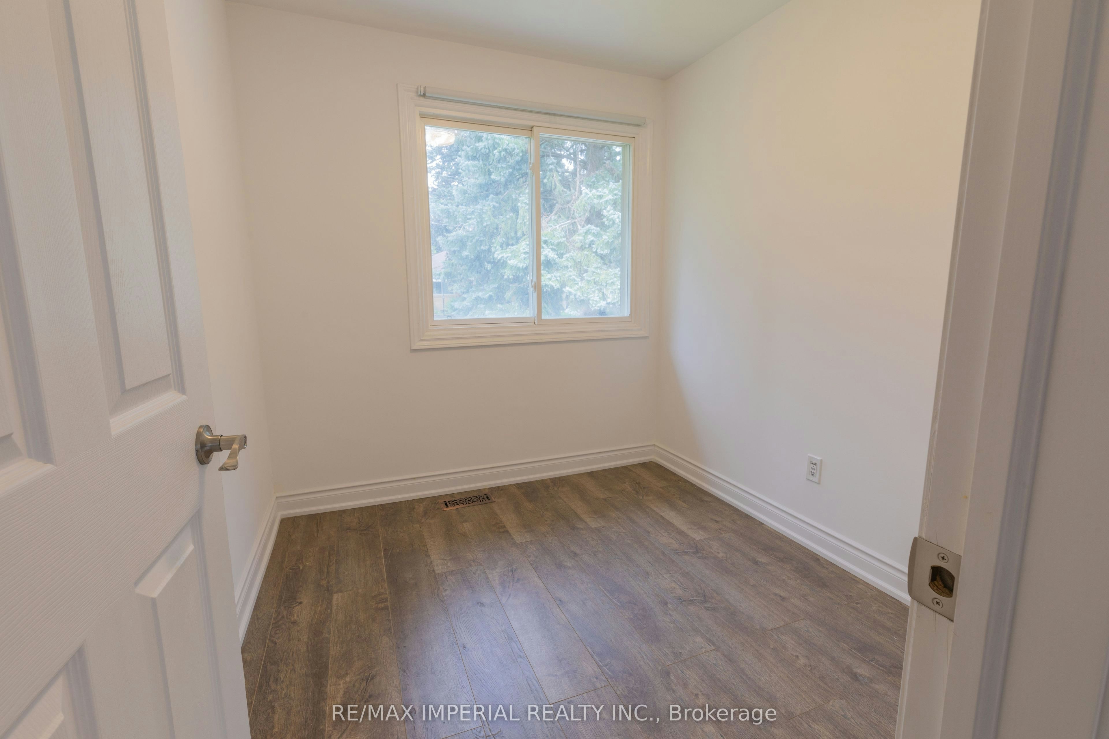 Main-388 Becker Road, Richmond Hill, ON, L4C 2S2 - 13