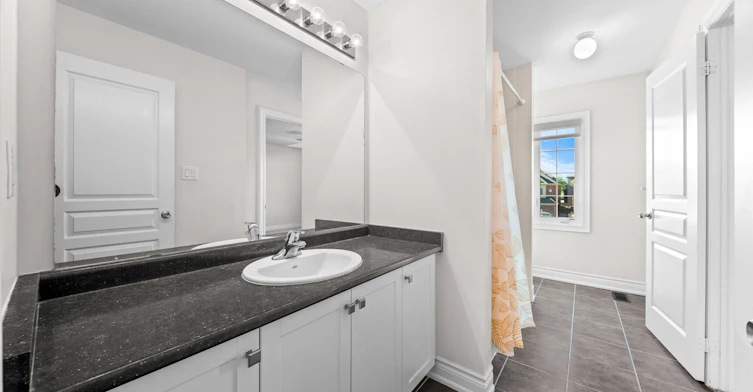 600 Mactier Drive, Vaughan, ON, L4H 4T9 - 43