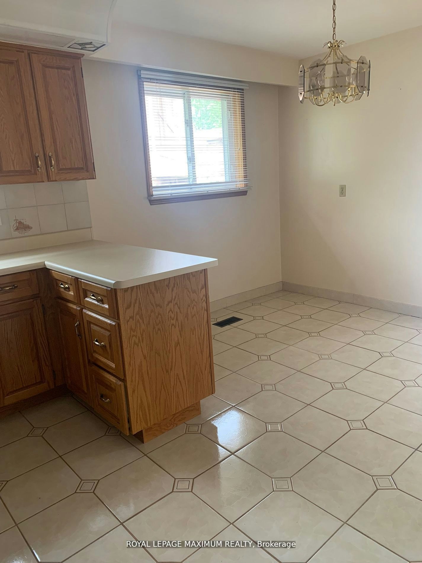 155 Rainbow Drive, Vaughan, ON, L4L 2K8 - 9