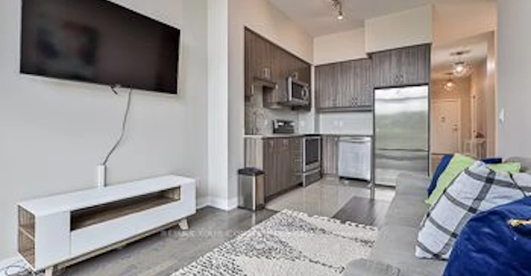 Ne103-9205 Yonge Street, Richmond Hill, ON, L4C 6Z2 - 2