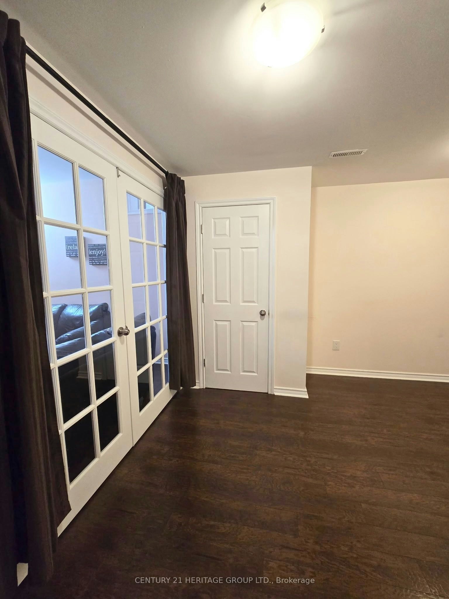 Lower-19 Dunrobin Crescent, Vaughan, ON, L4H 4A8 - 5