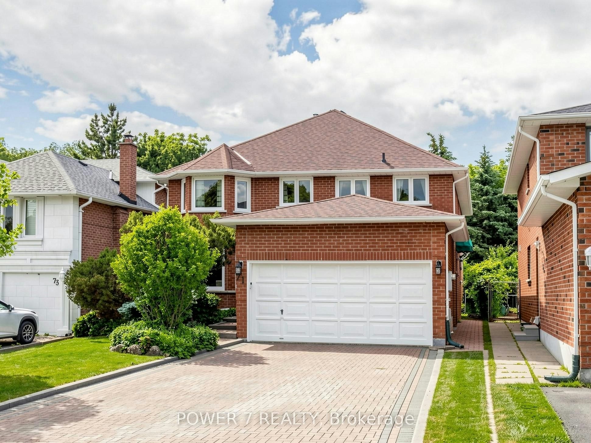 71 Canterbury Court, Richmond Hill, ON, L4C 8E7