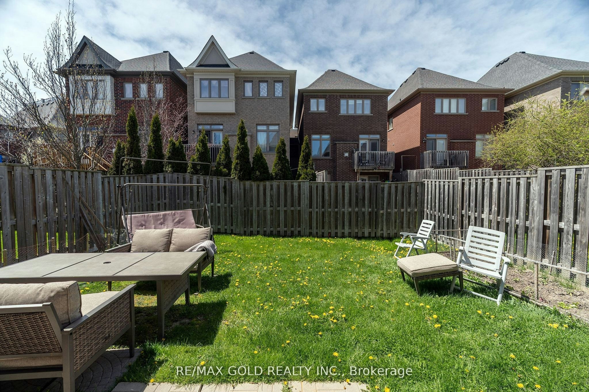 54 Robert Berry Crescent, King, ON, L7B 1L4 - 39