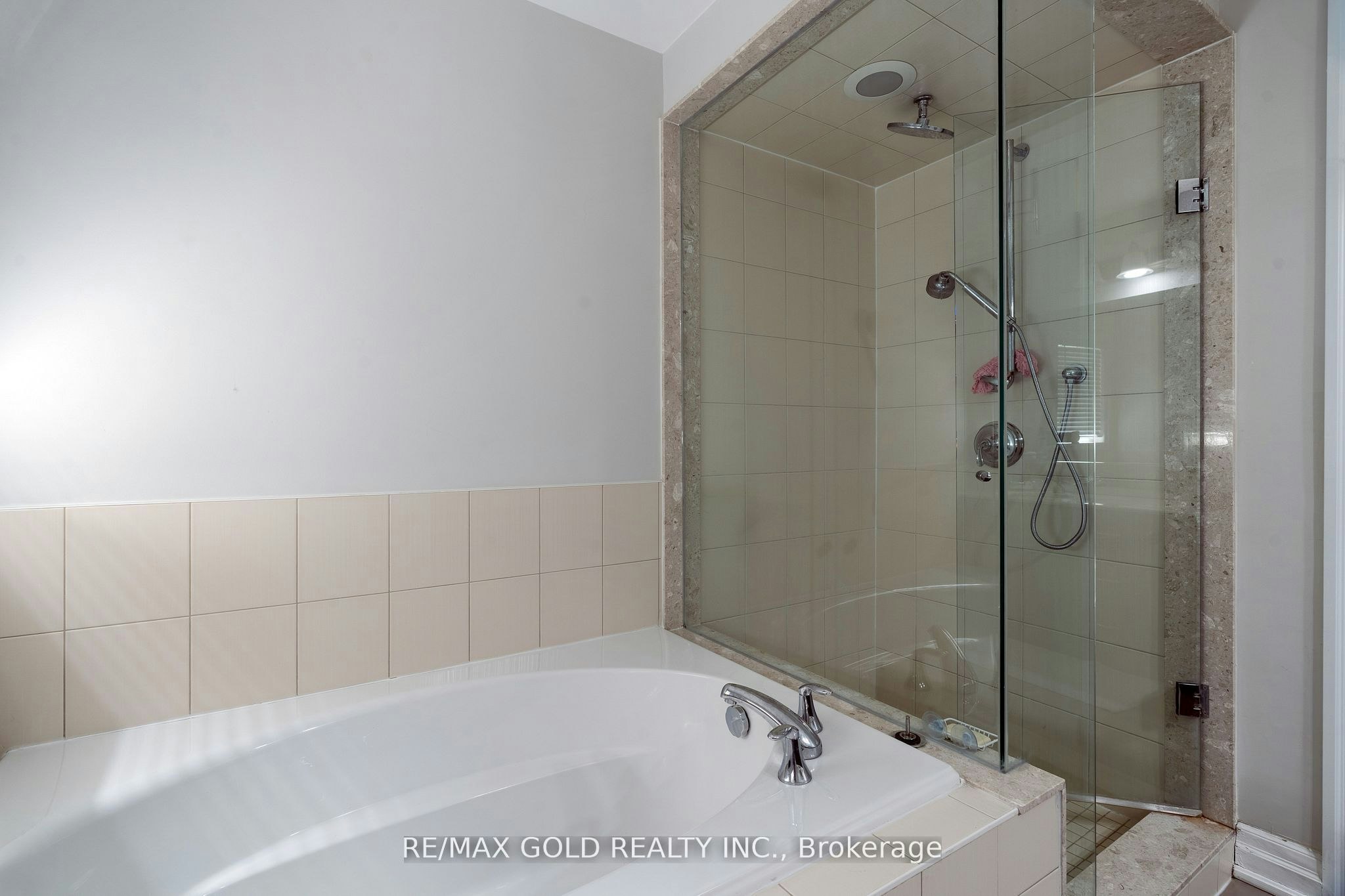 54 Robert Berry Crescent, King, ON, L7B 1L4 - 28