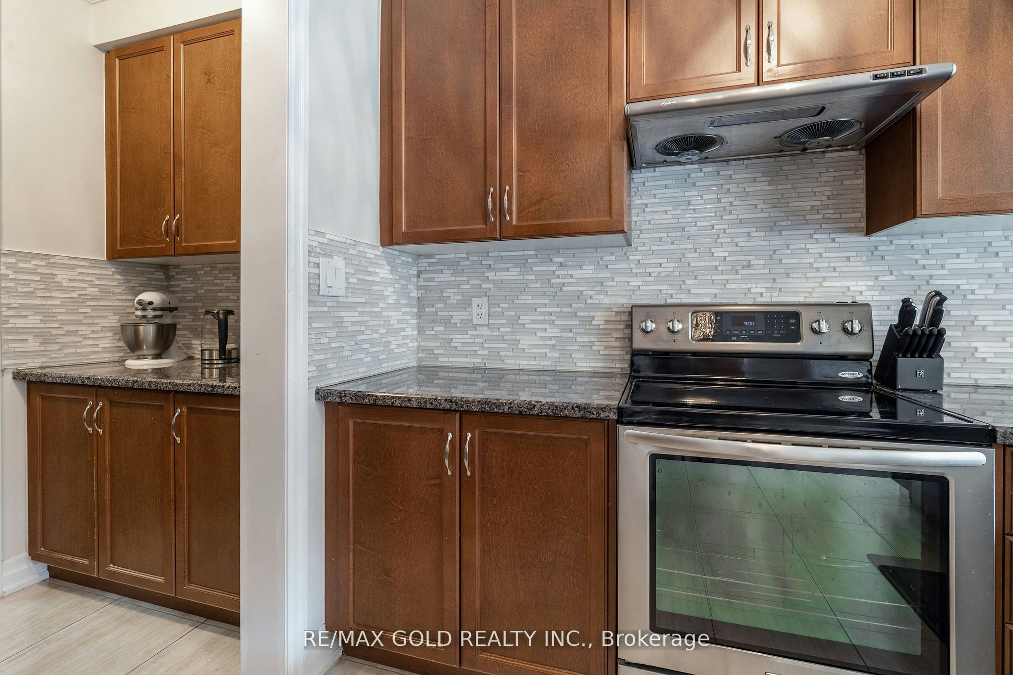 54 Robert Berry Crescent, King, ON, L7B 1L4 - 12