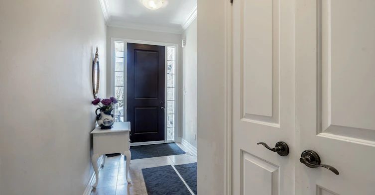 54 Robert Berry Crescent, King, ON, L7B 1L4 - 4