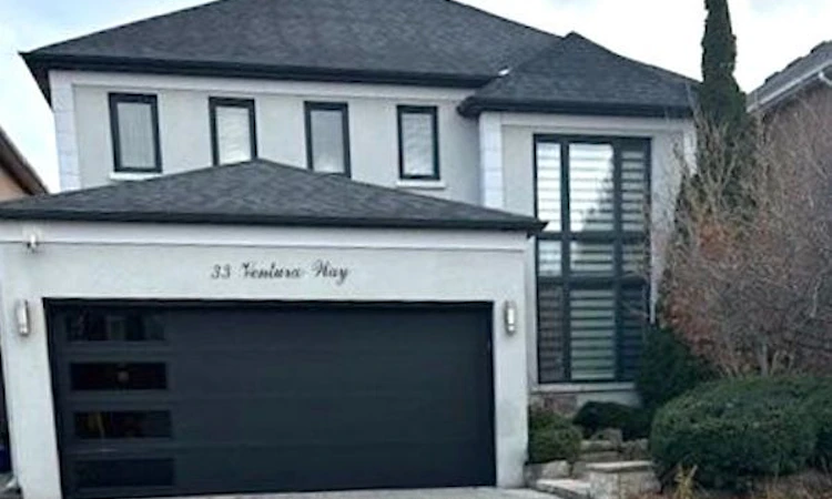 33 Ventura Way