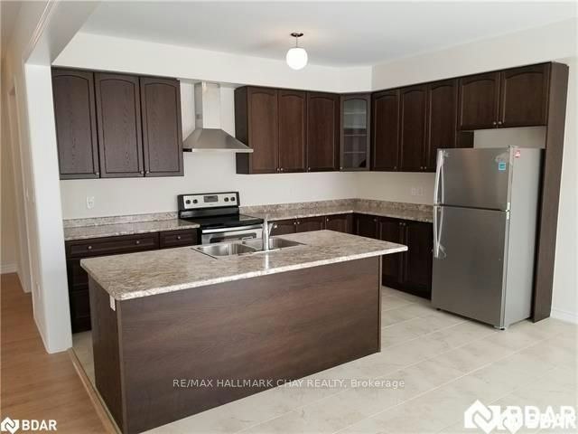 232 Brownley Lane, Essa, ON, L3W 0P7 - 2