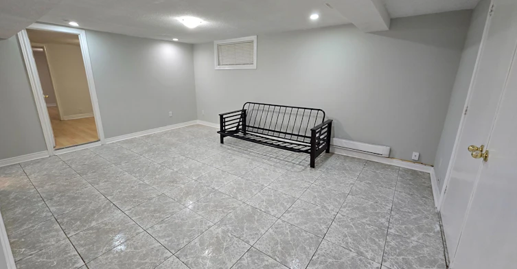Bsmnt-190 Barrie Street, Bradford West Gwillimbury, ON, L3Z 1R6 - 10