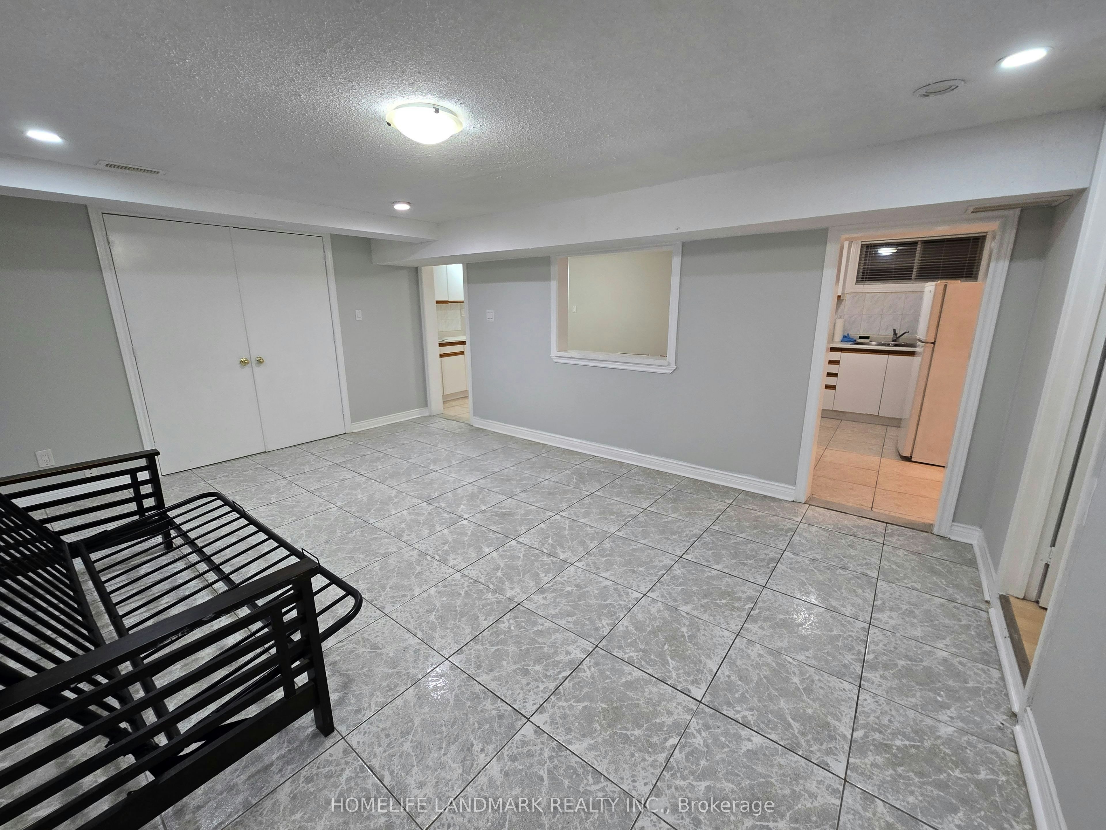 Bsmnt-190 Barrie Street, Bradford West Gwillimbury, ON, L3Z 1R6 - 11