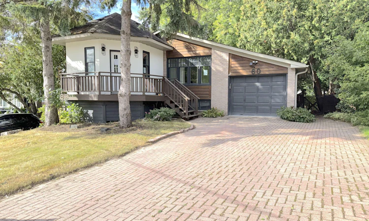 60 Hillview Drive