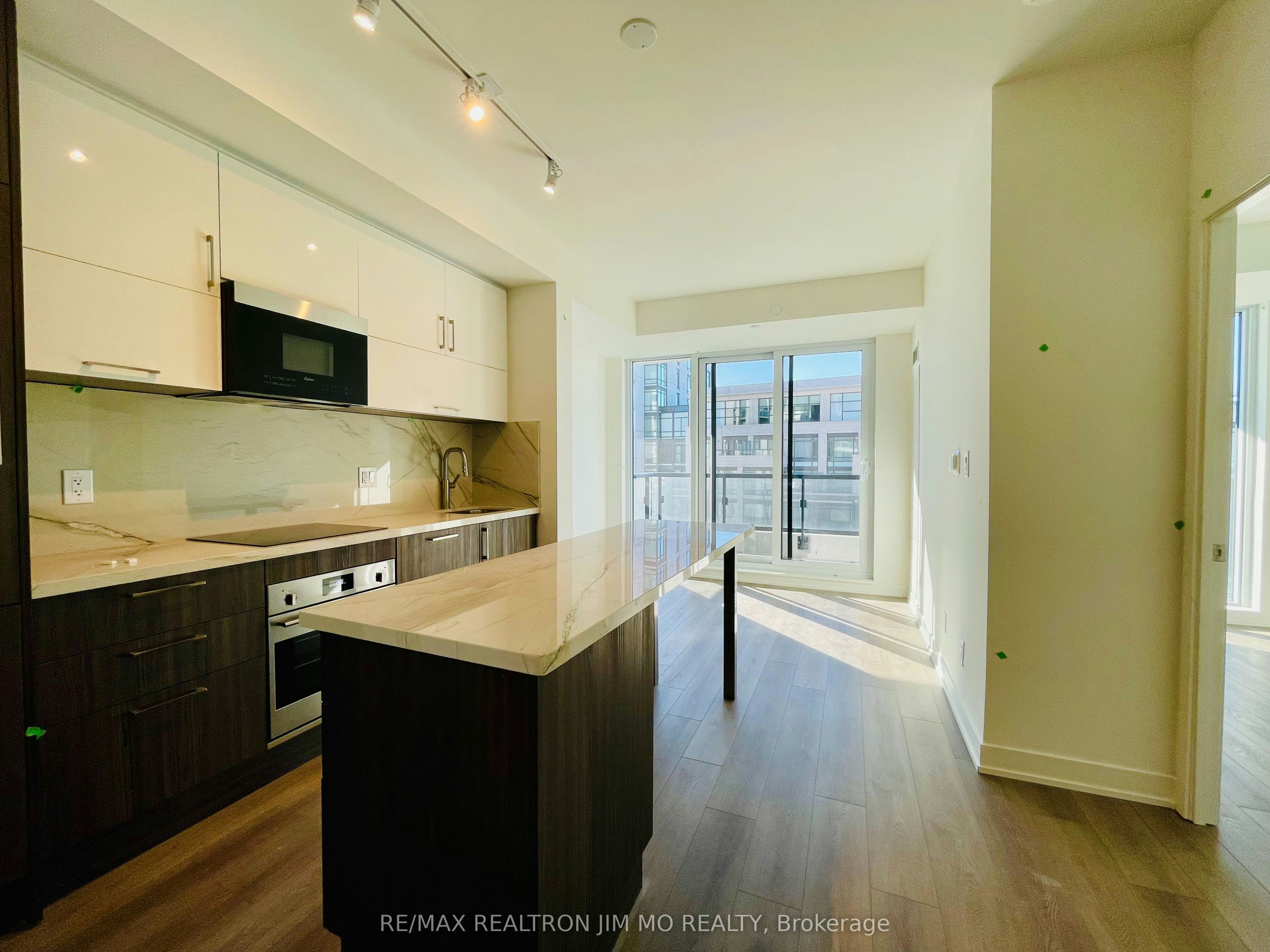 1124-8119 Birchmount Road, Markham, ON, L6G 0H5 - 2