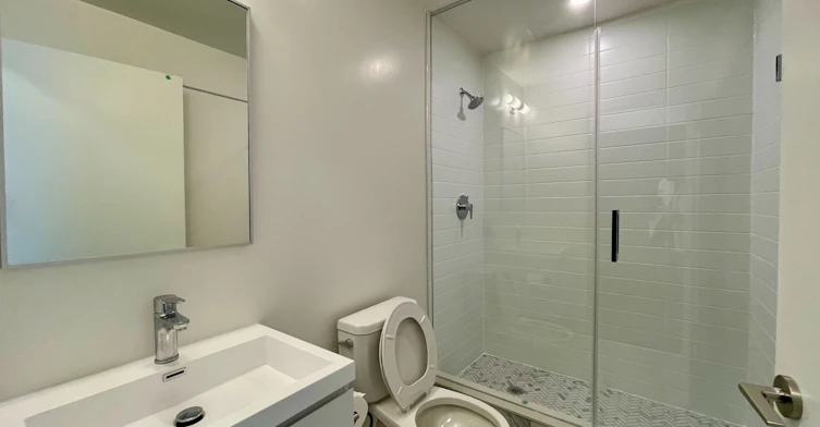 1124-8119 Birchmount Road, Markham, ON, L6G 0H5 - 9