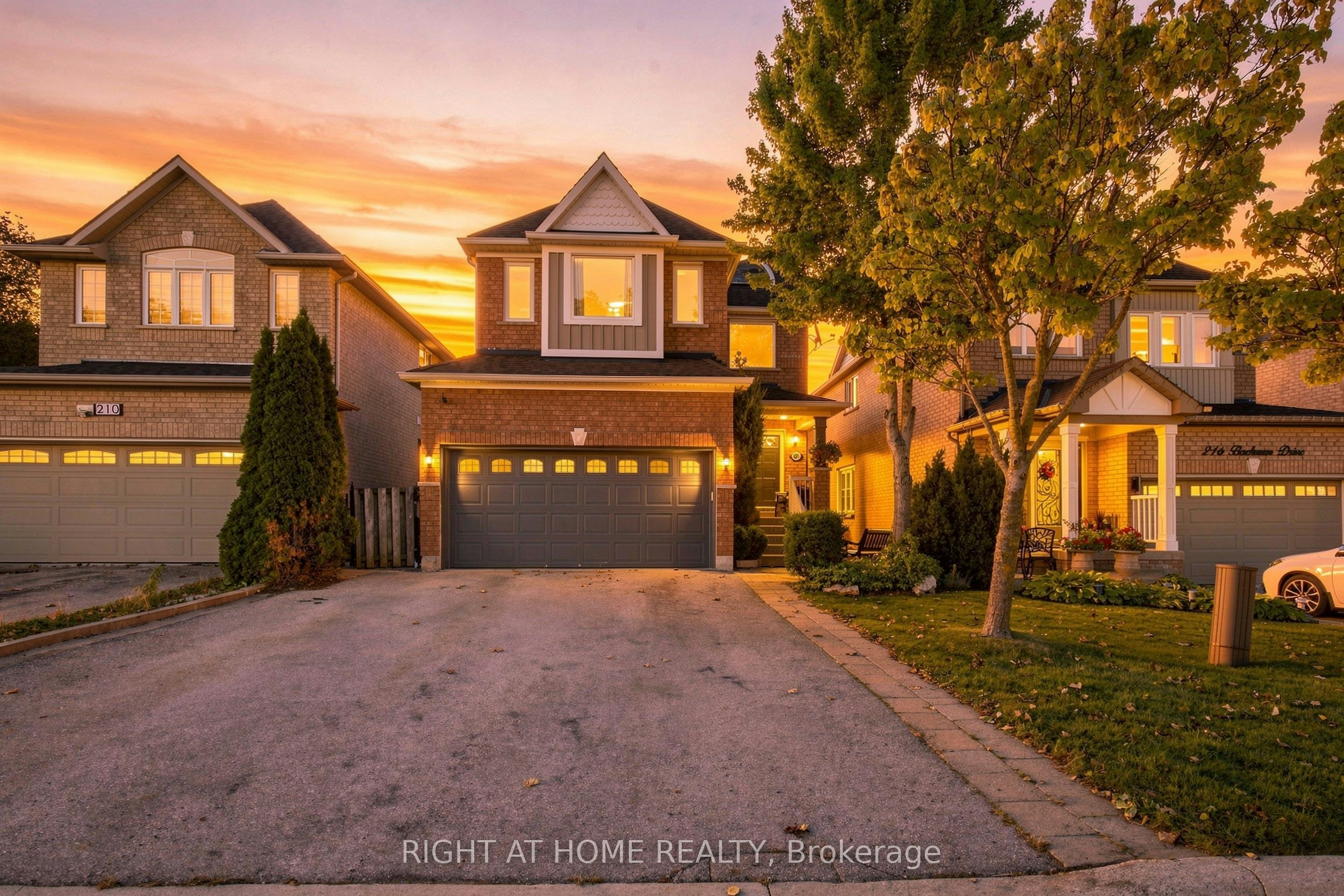 212 Bachman Drive, Vaughan, ON, L6A 3V9