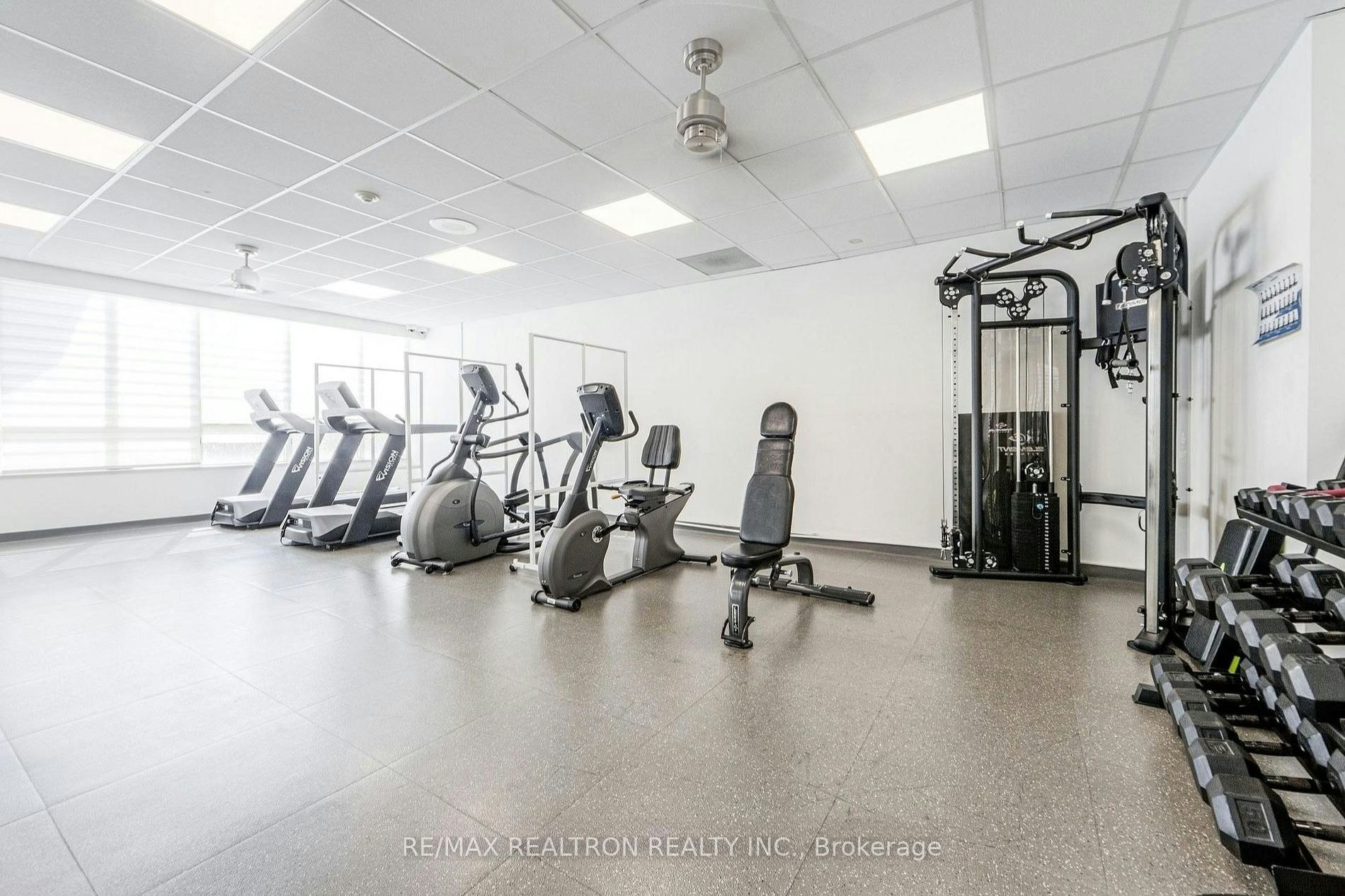803-7 Townsgate Drive, Vaughan, ON, L4J 7Z9 - 27