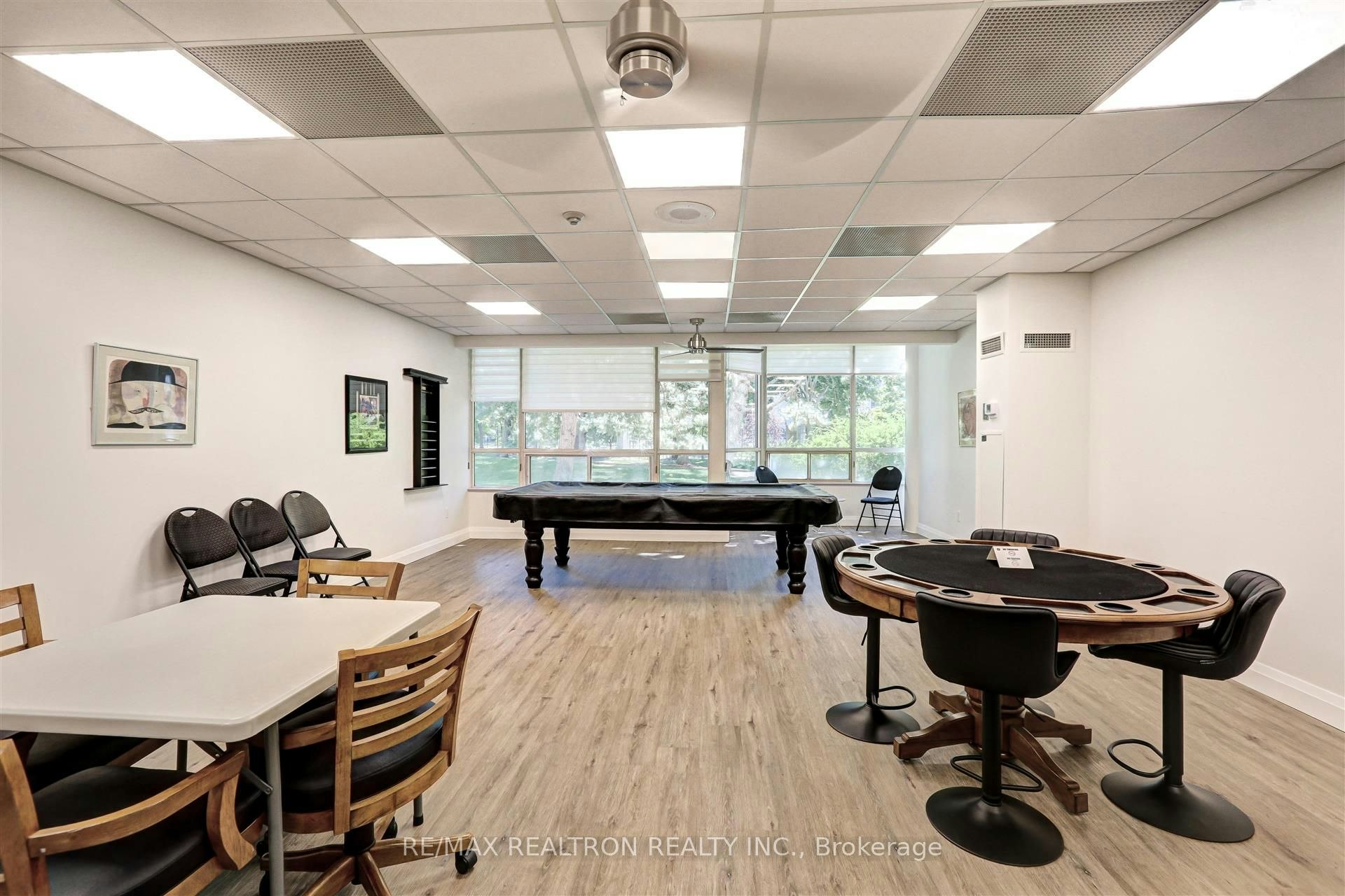 803-7 Townsgate Drive, Vaughan, ON, L4J 7Z9 - 33