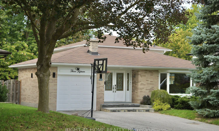 315 Roywood Crescent