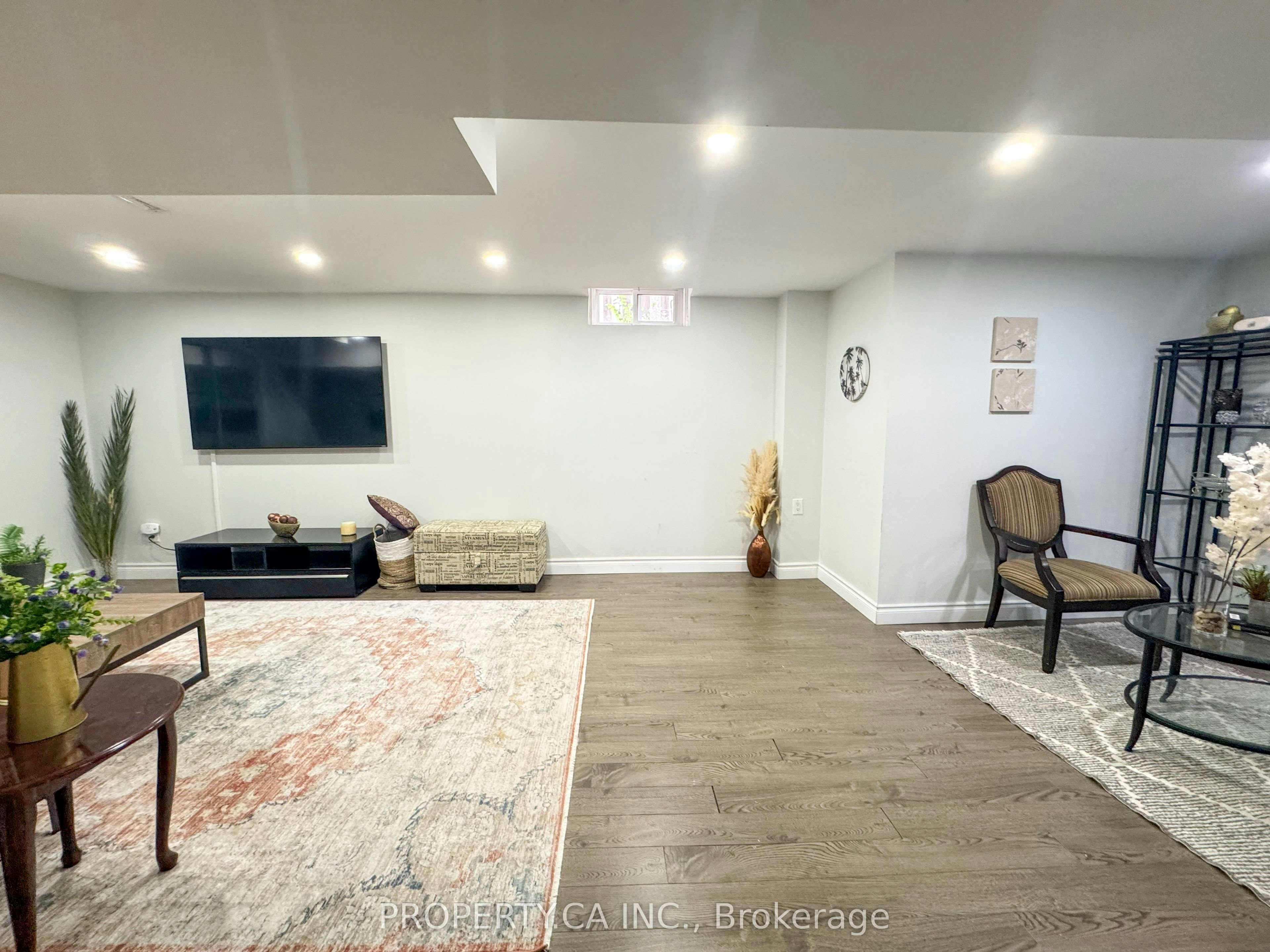 Lower-37 Hewlett Crescent, Markham, ON, L3P 7J9 - 7