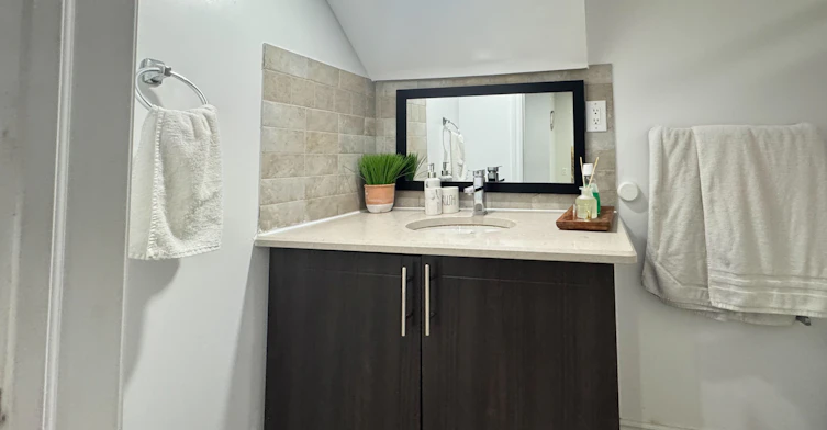 Lower-37 Hewlett Crescent, Markham, ON, L3P 7J9 - 10