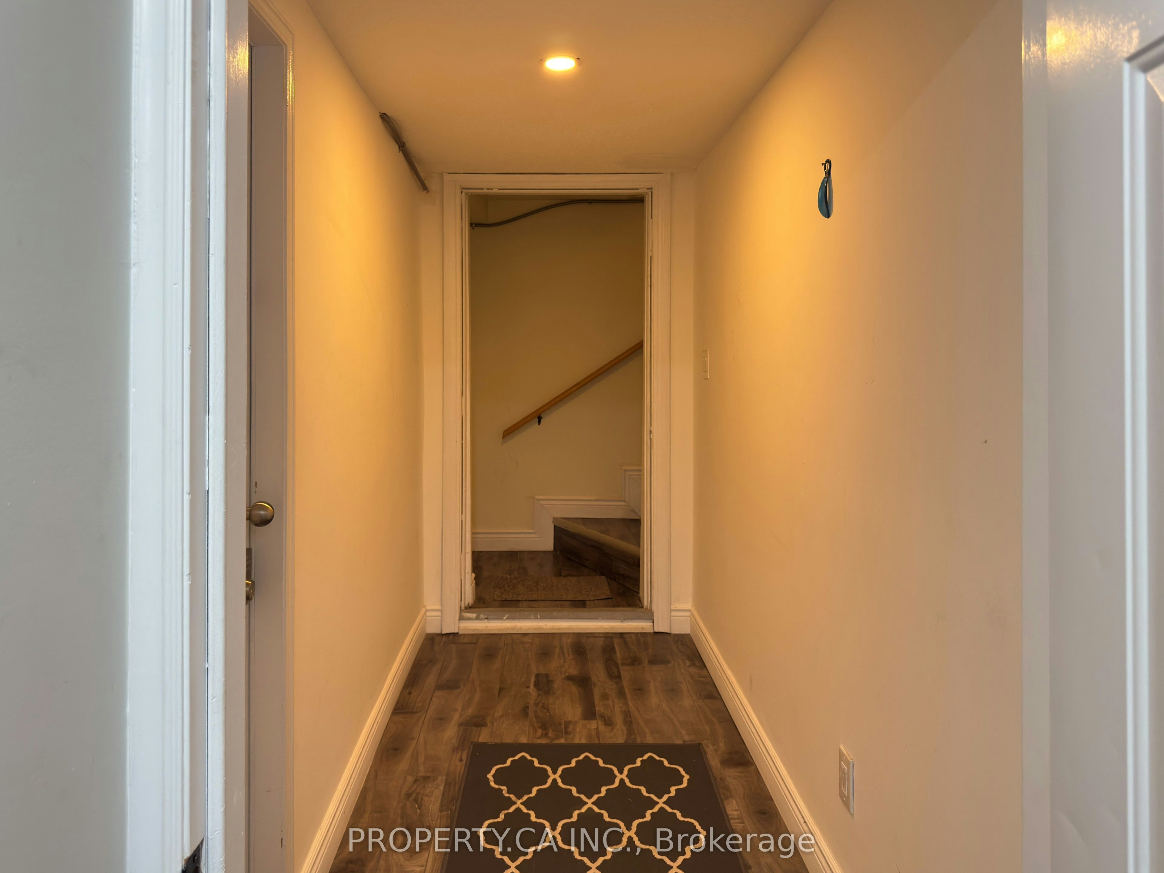 Lower-37 Hewlett Crescent, Markham, ON, L3P 7J9 - 37