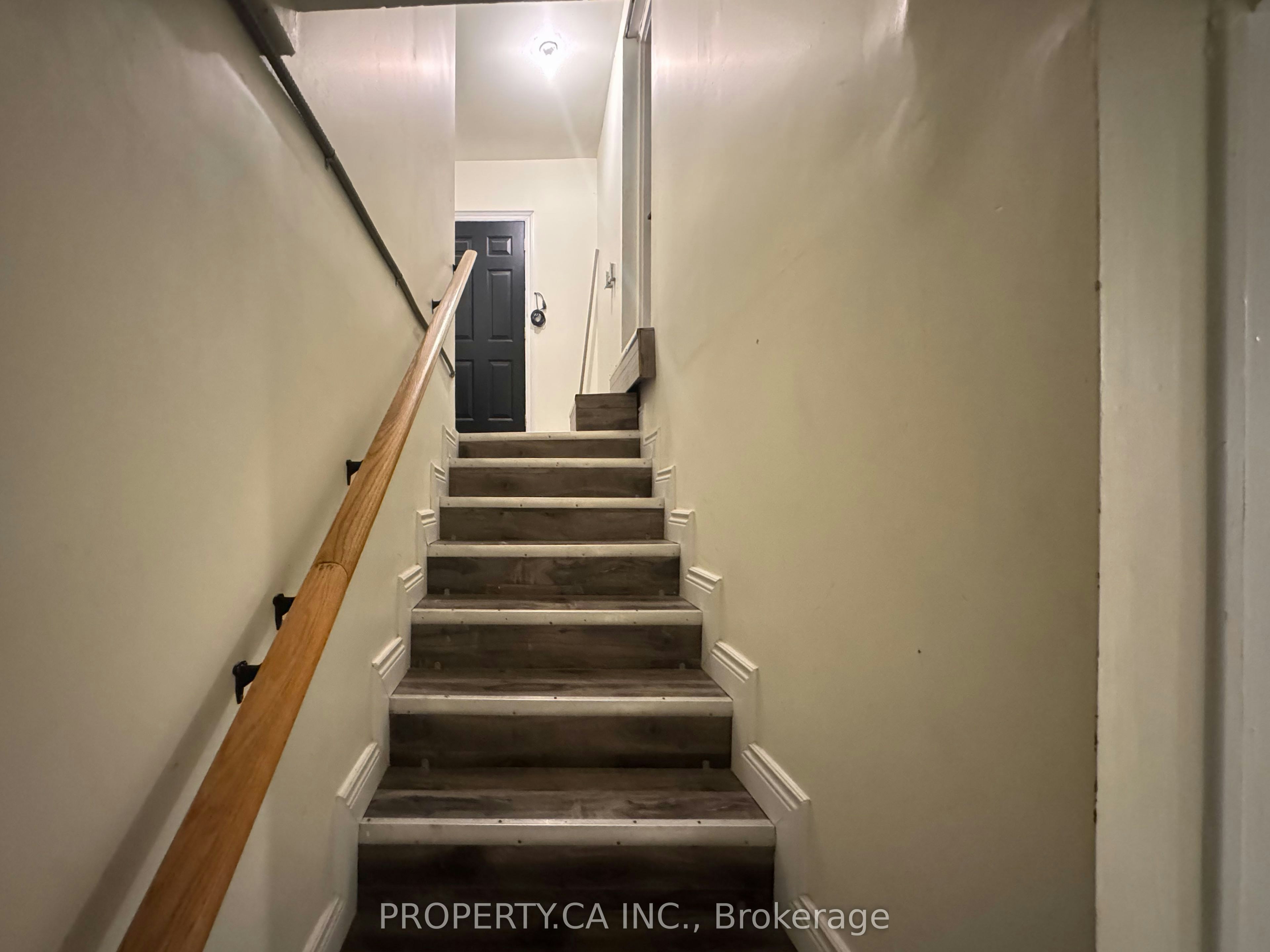Lower-37 Hewlett Crescent, Markham, ON, L3P 7J9 - 38