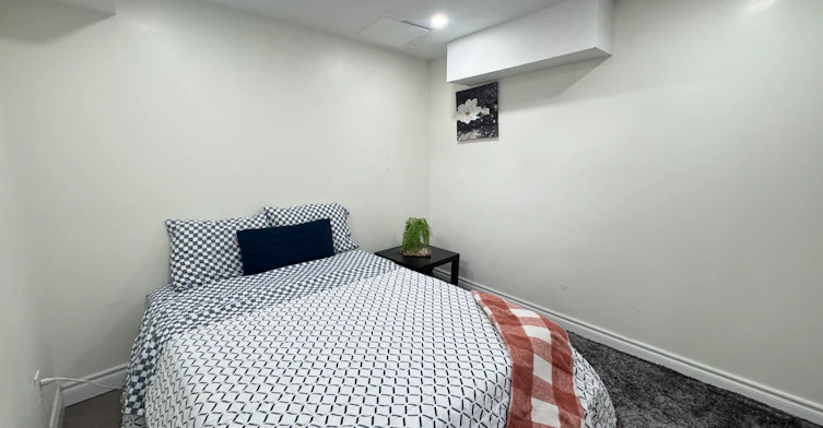 Lower-37 Hewlett Crescent, Markham, ON, L3P 7J9 - 18