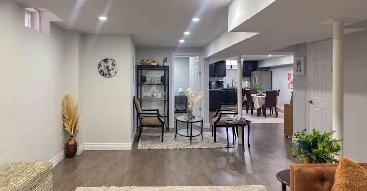 Lower-37 Hewlett Crescent, Markham, ON, L3P 7J9 - 6
