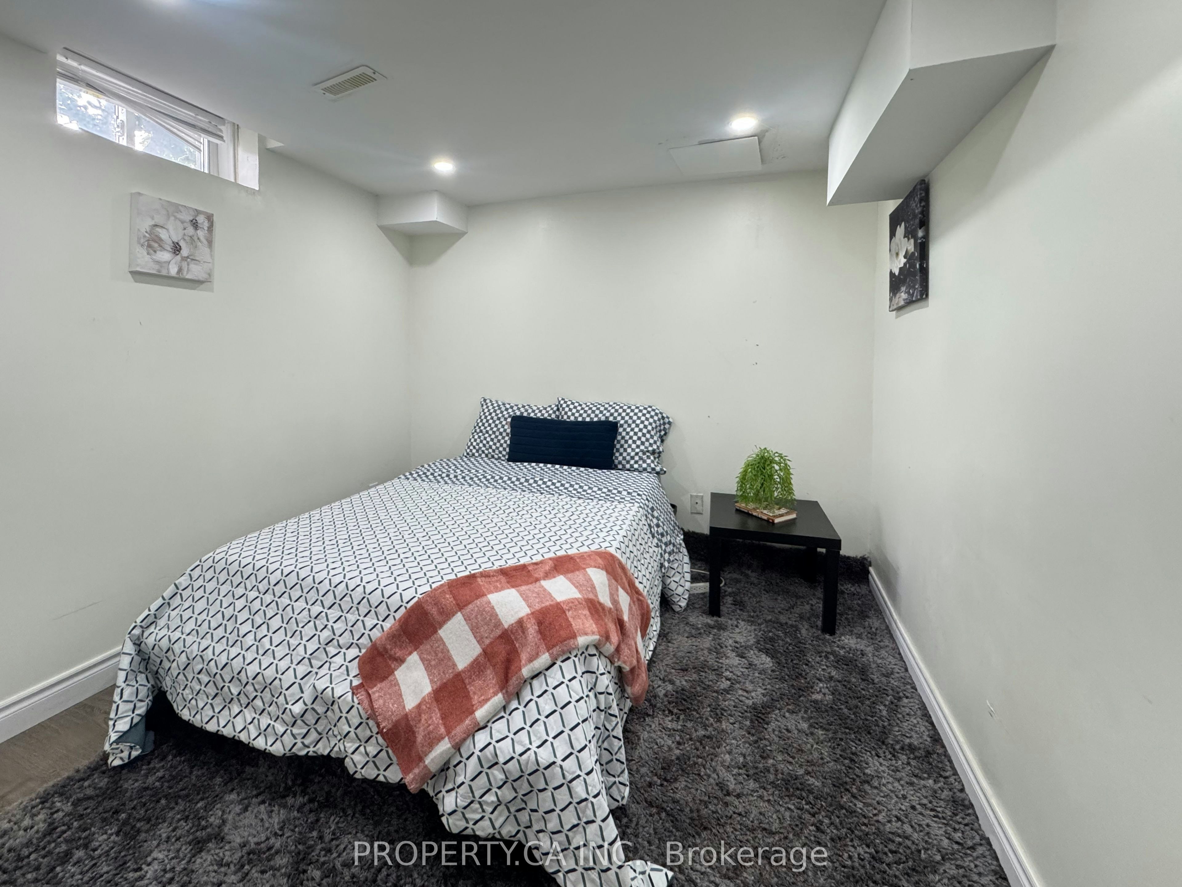 Lower-37 Hewlett Crescent, Markham, ON, L3P 7J9 - 16