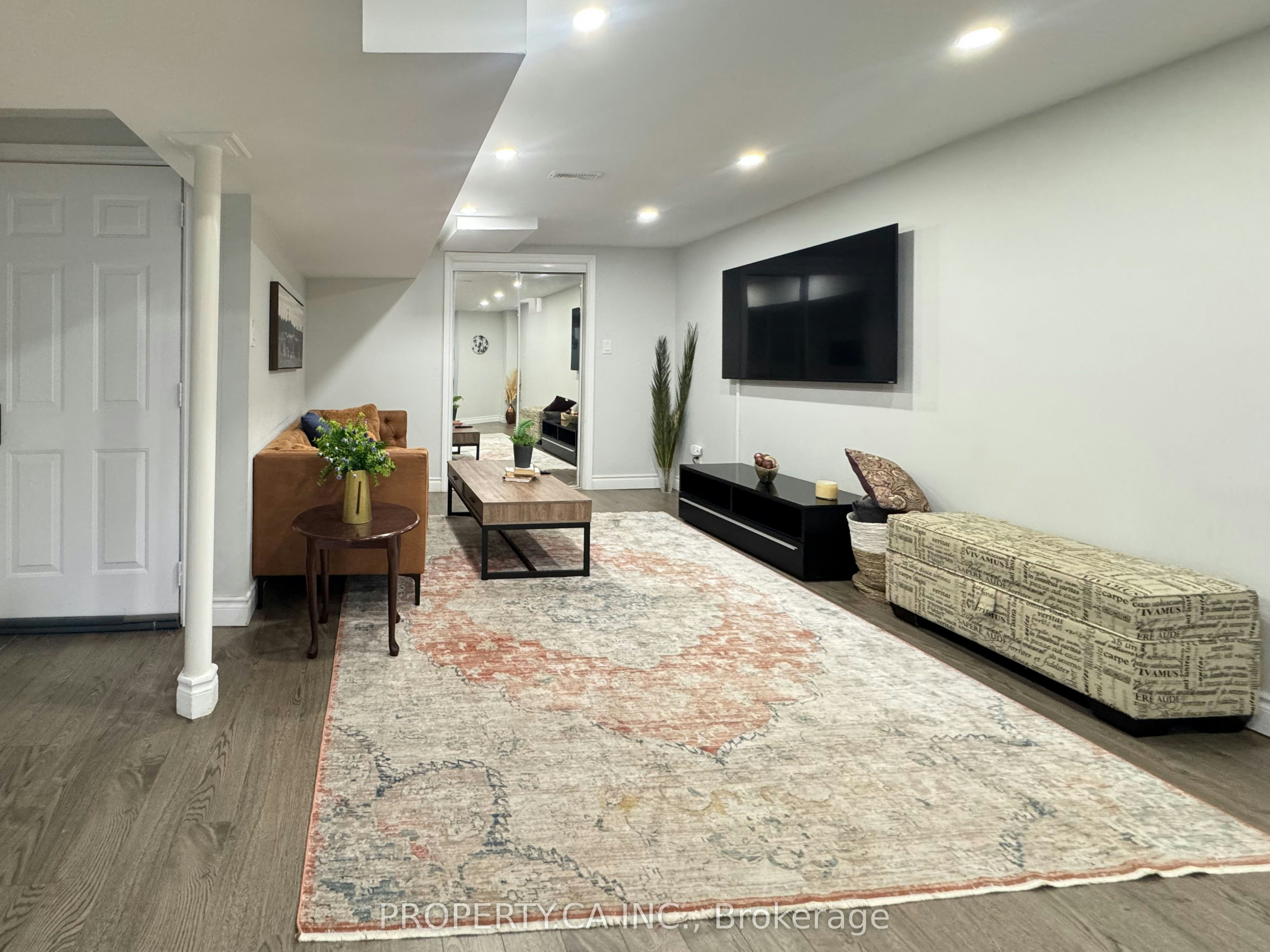 Lower-37 Hewlett Crescent, Markham, ON, L3P 7J9 - 4