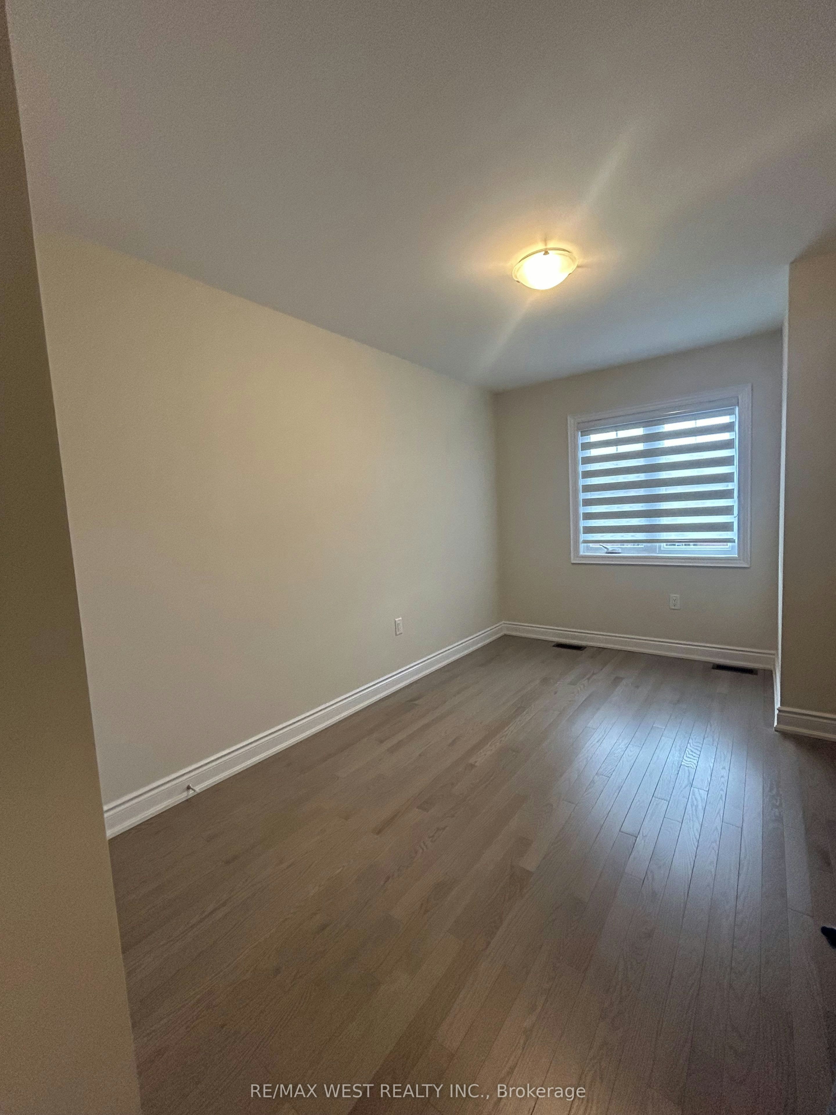 50 Lorne Thomas Place, New Tecumseth, ON, L9R 0T8 - 12