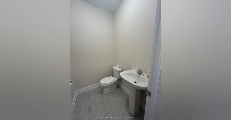 50 Lorne Thomas Place, New Tecumseth, ON, L9R 0T8 - 14