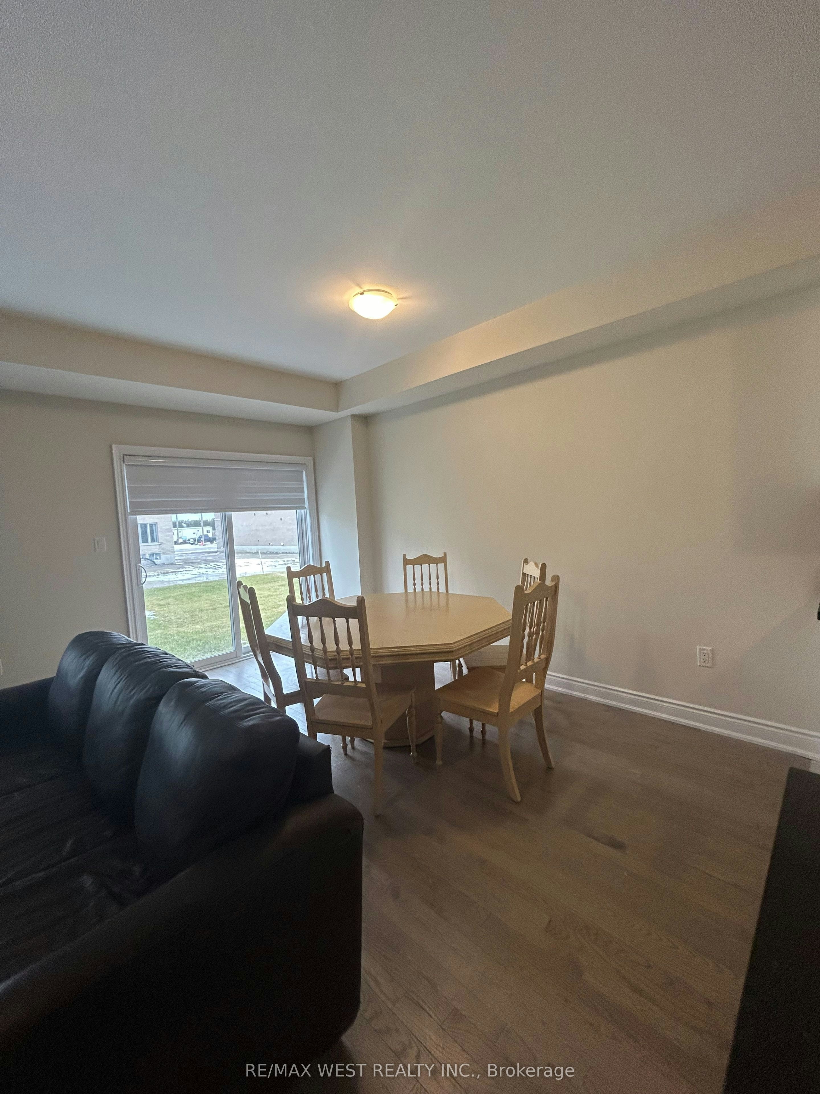 50 Lorne Thomas Place, New Tecumseth, ON, L9R 0T8 - 5