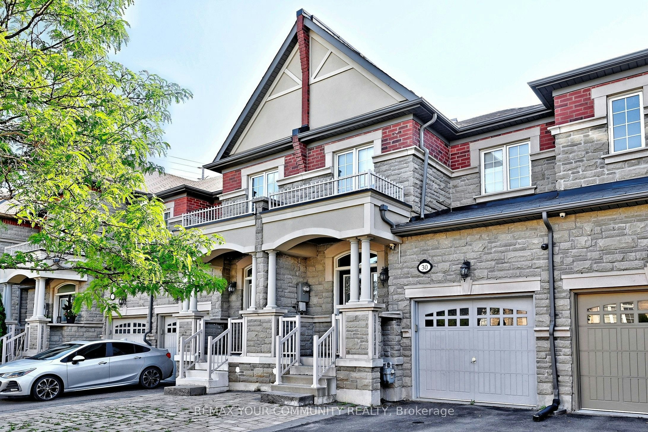 30 Spruce Pine Crescent, Vaughan, ON, L6A 4T3