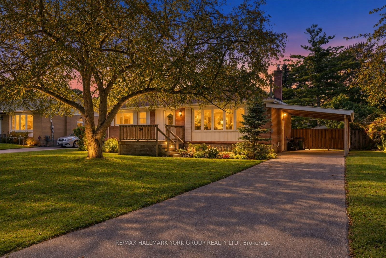 26 Georgina Street, Georgina, ON, L0E 1R0 - 2