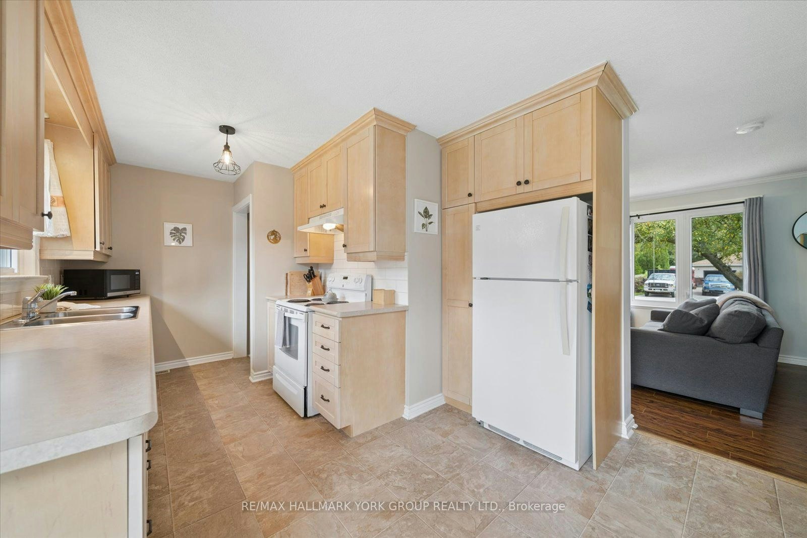 26 Georgina Street, Georgina, ON, L0E 1R0 - 15