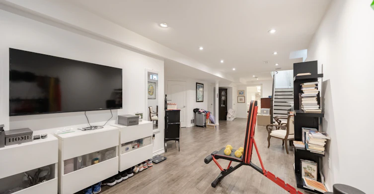 183 Kingsbridge Circle, Vaughan, ON, L4J 8N9 - 26
