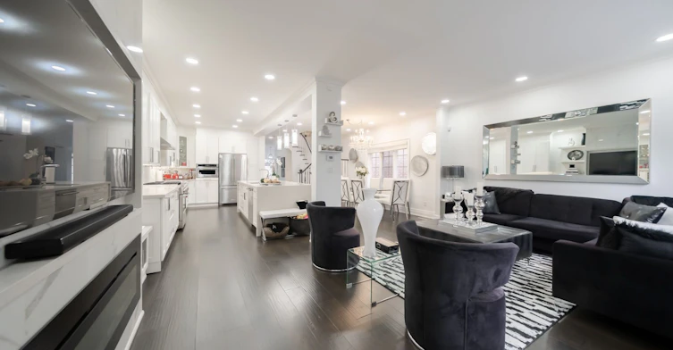183 Kingsbridge Circle, Vaughan, ON, L4J 8N9 - 9