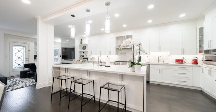 183 Kingsbridge Circle, Vaughan, ON, L4J 8N9 - 13