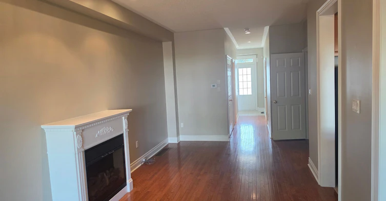 3-320 Ravineview Drive, Vaughan, ON, L6A 4H1 - 5