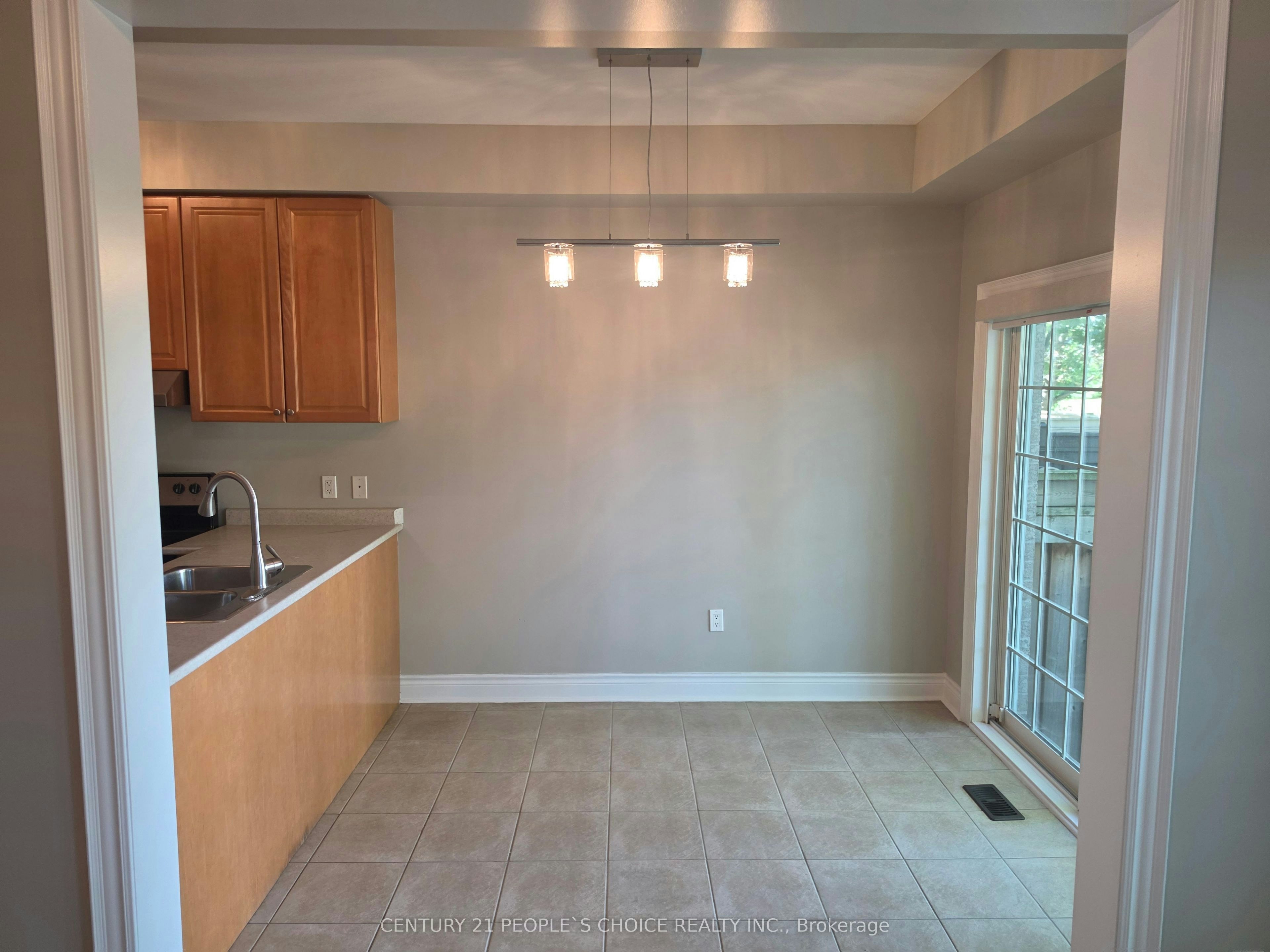 3-320 Ravineview Drive, Vaughan, ON, L6A 4H1 - 8
