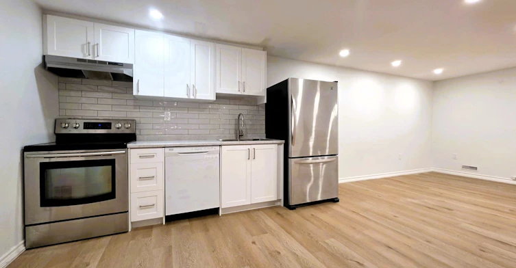 Bsmt-148 Tamarac Trail, Aurora, ON, L4G 5V3 - 3