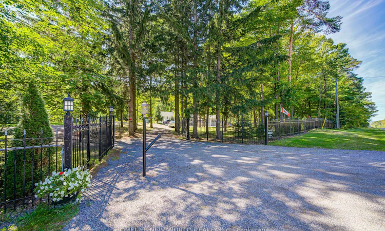 3659 Aurora Road